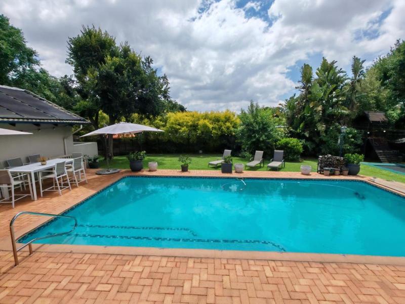 Three Olives Guesthouse image