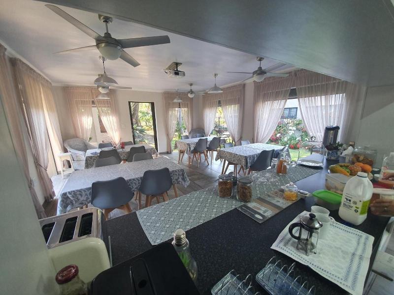 Three Olives Guesthouse image