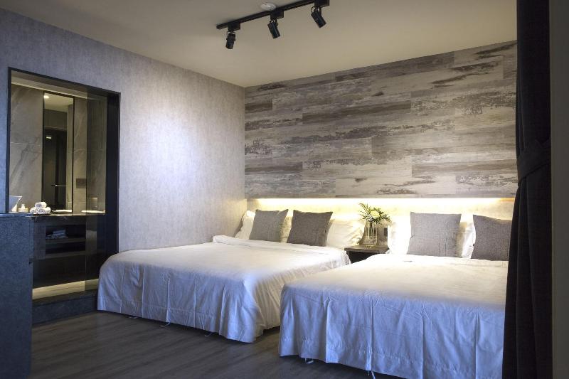 Something Easy Inn image