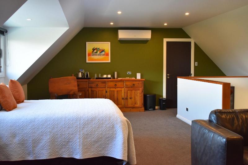 Atea Lodge image