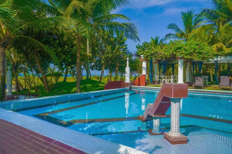 Las Olas Beach Resort image