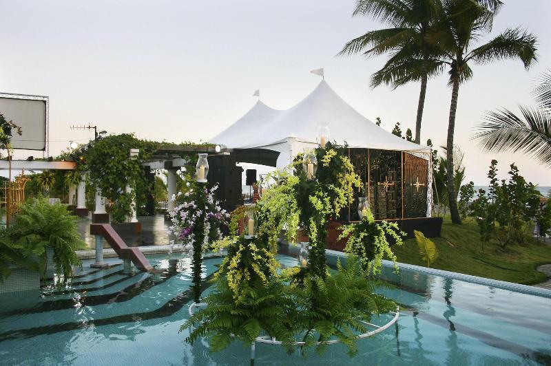 Las Olas Beach Resort image