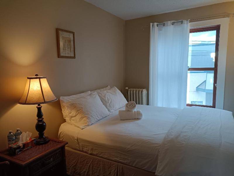 Painted Turtle Guesthouse image