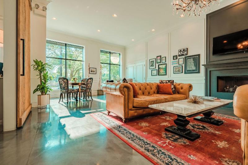 The Guesthouse Hotel image