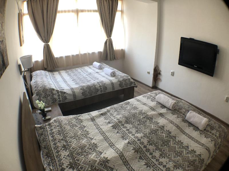 Samuil Apartments image