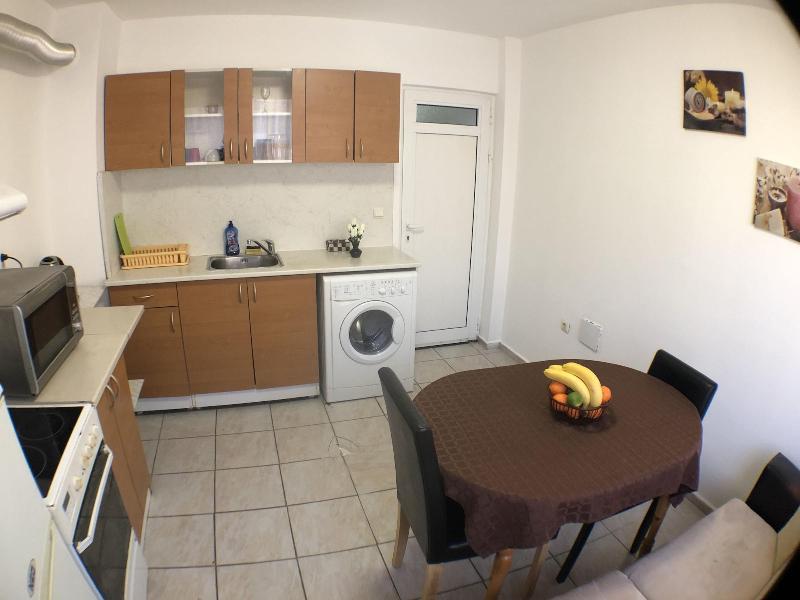 Samuil Apartments image