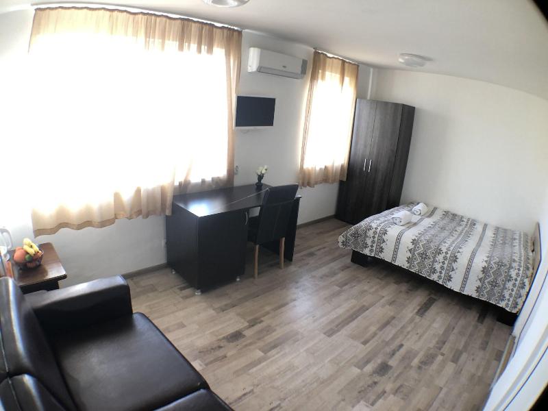 Samuil Apartments image