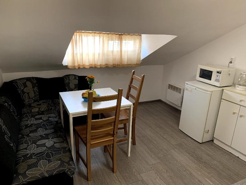 Samuil Apartments image