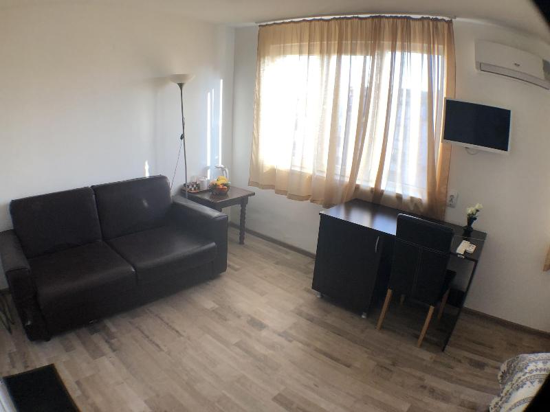 Samuil Apartments image
