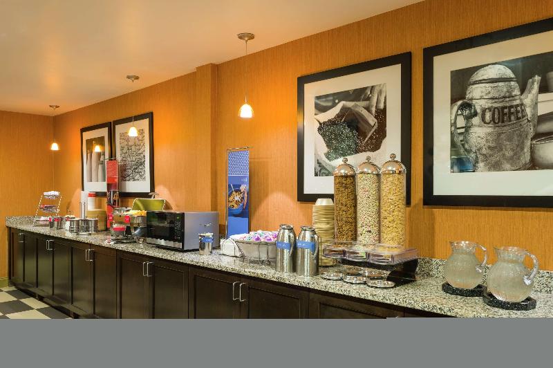 Hampton Inn Danville image