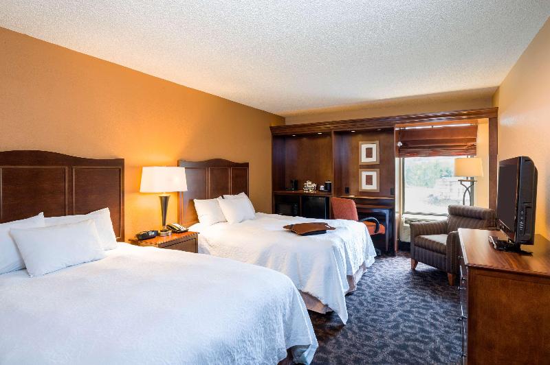Hampton Inn Danville image