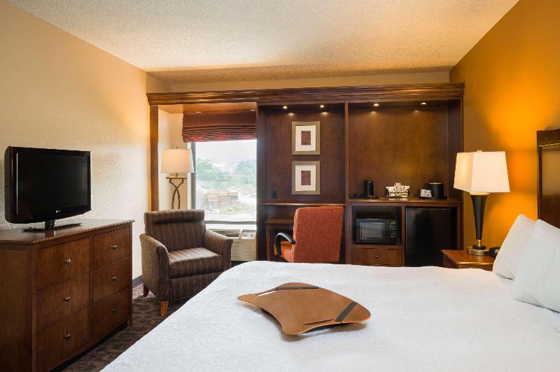 Hampton Inn Danville image