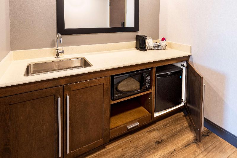 Hampton Inn & Suites By Hilton Keller Town Center image