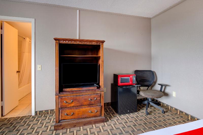 OYO Hotel Douglas GA US-441 image