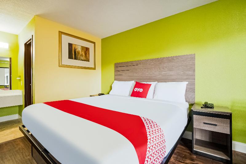 OYO Hotel Houston N Fm-1960 Champions TX image