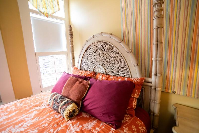 Oak Park Inn image