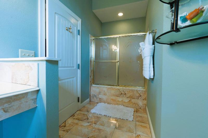 Oak Park Inn image