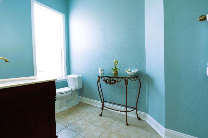 Oak Park Inn image