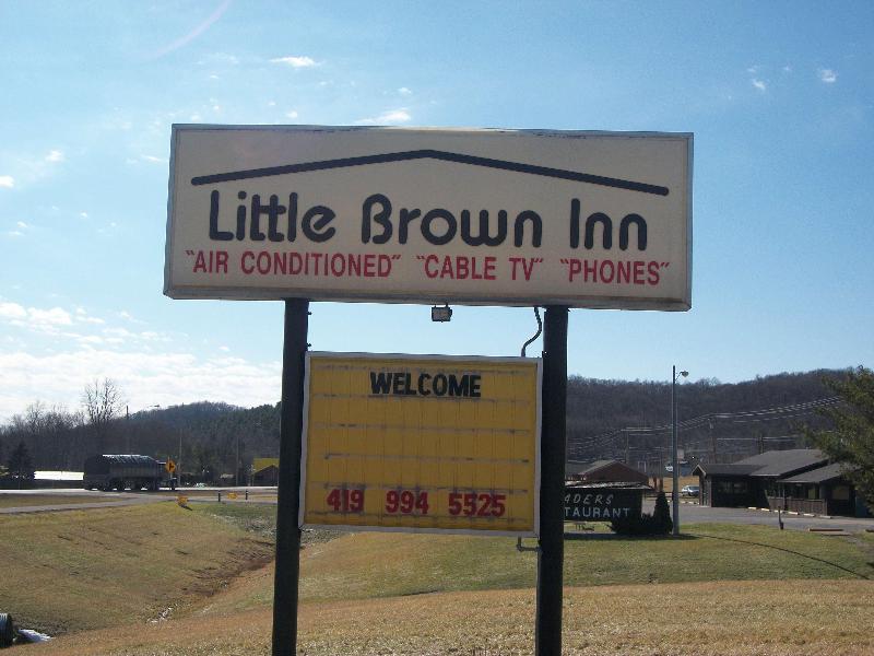 Mohican Little Brown Inn Loudonville 2