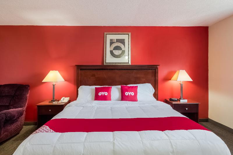 OYO Hotel Morton/East Peoria I-74 image