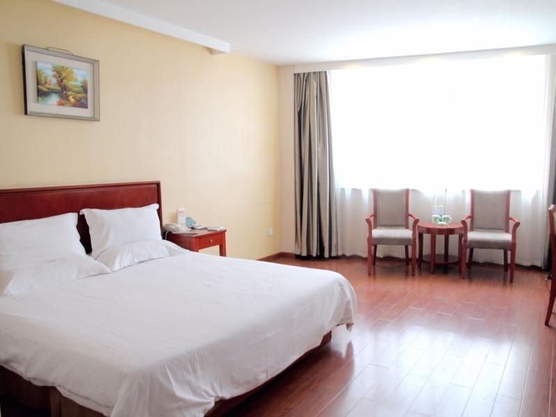 DOUBLE QUEEN SIZE BED