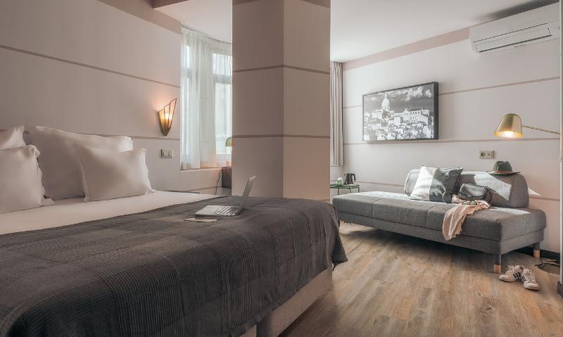 Pestana Lisboa Vintage City Center Suites image