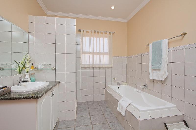 Centurion Golf Suites Boca Walk image