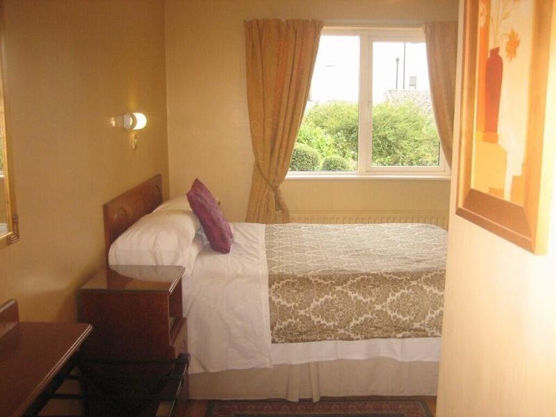 Ashleigh Guest House image