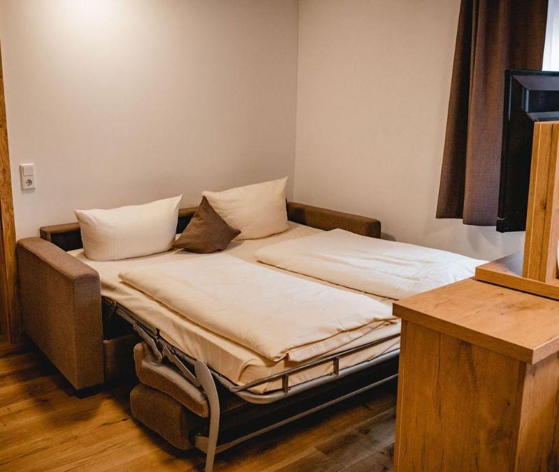 BAUER Gästezimmer image