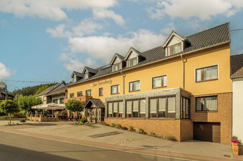 Zur Neroburg image