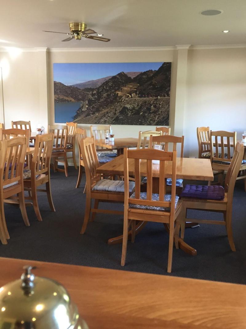 Lake Roxburgh Lodge image