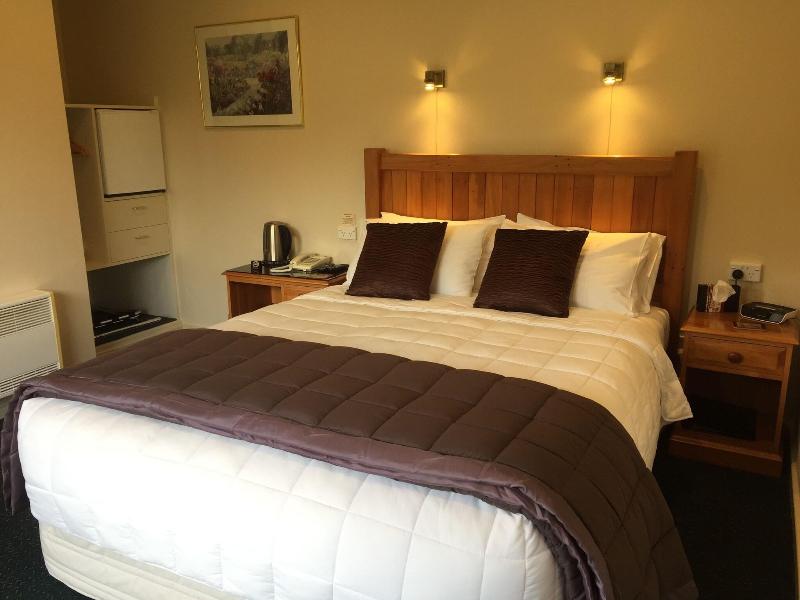 Lake Roxburgh Lodge image