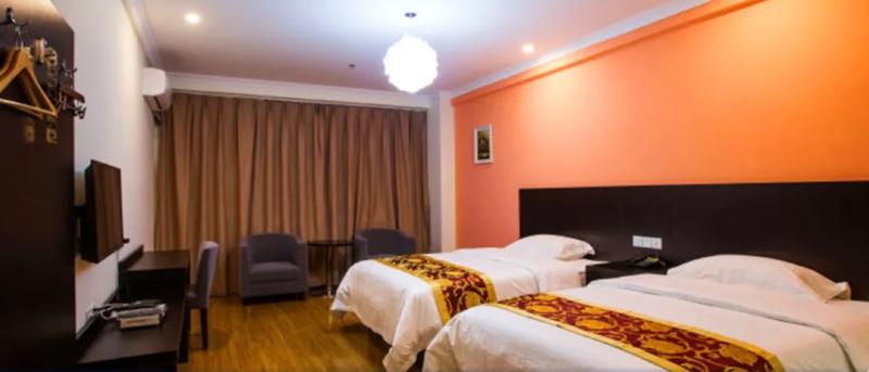 City 118 Chain Inn Mangshi Tuanjie Main Street — photo 4
