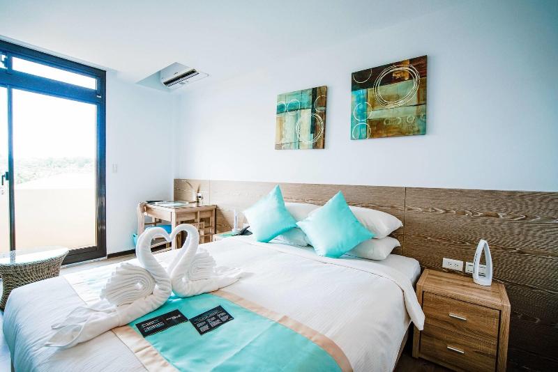 Palau Hotel image