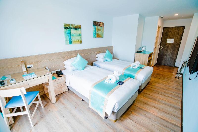Palau Hotel image