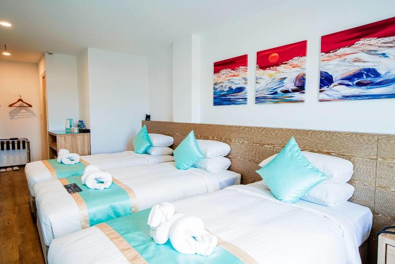 Palau Hotel image