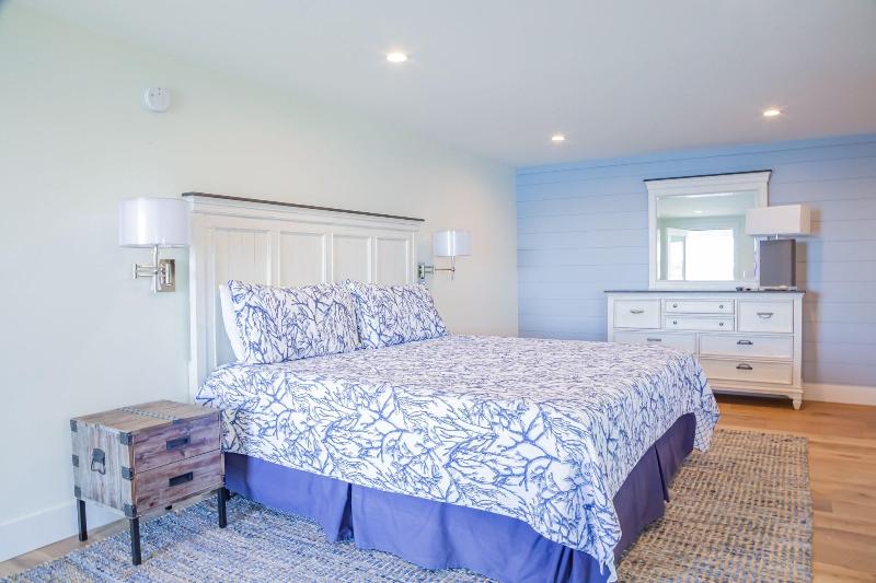 Linekin Bay Resort image