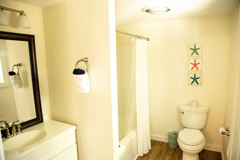 Linekin Bay Resort image
