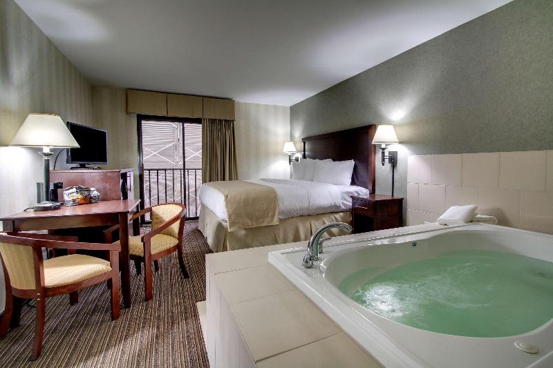 The Atrium Hotel On Third image