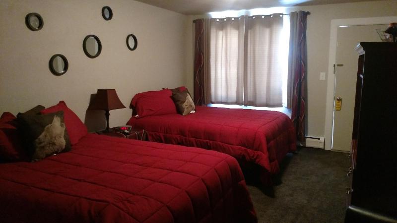 Roundtop Mountain Motel image