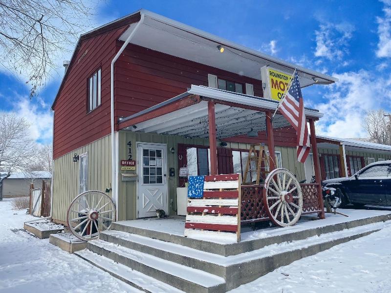 Roundtop Mountain Motel image