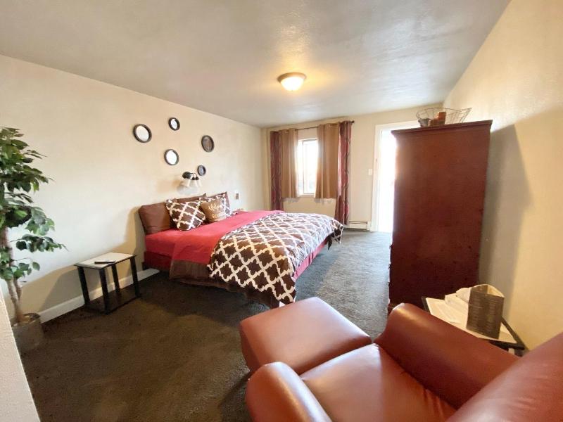Roundtop Mountain Motel image