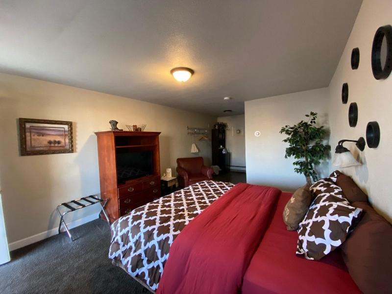 Roundtop Mountain Motel image