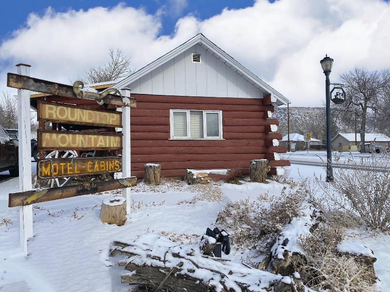 Roundtop Mountain Motel image