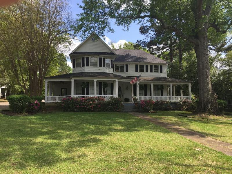 Huffman House — general view