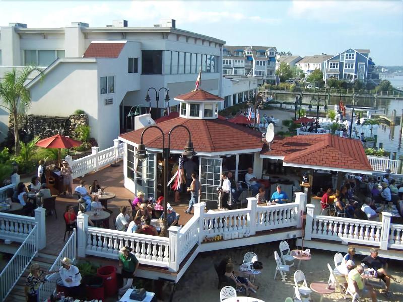 Rod 'N' Reel Resort image