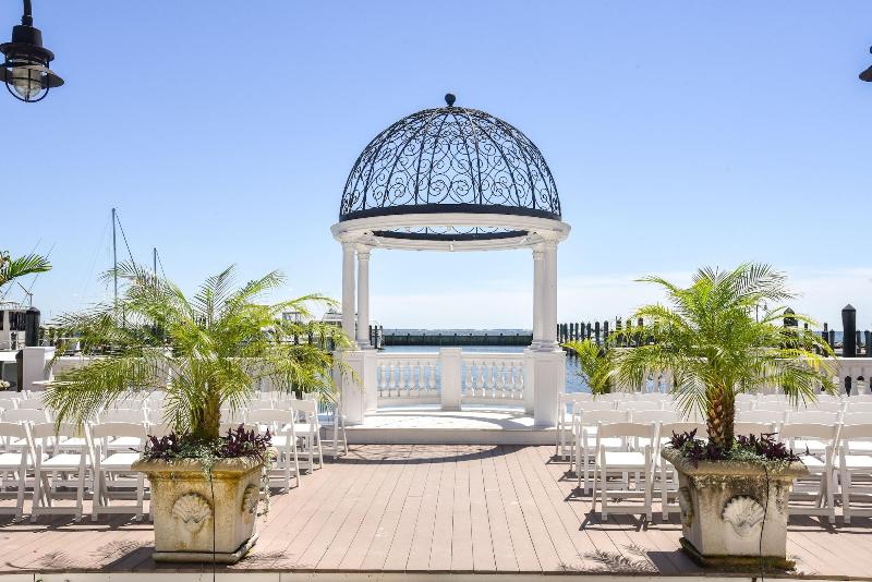 Rod 'N' Reel Resort image