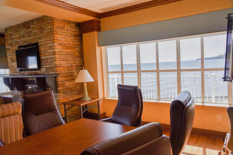 Rod 'N' Reel Resort image