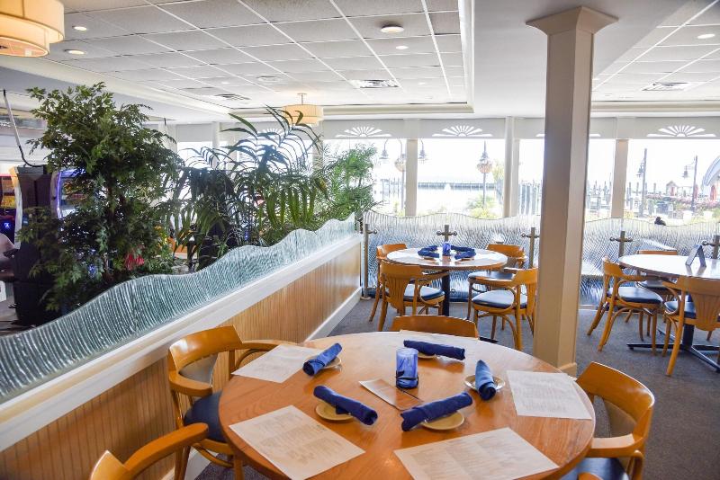 Rod 'N' Reel Resort image