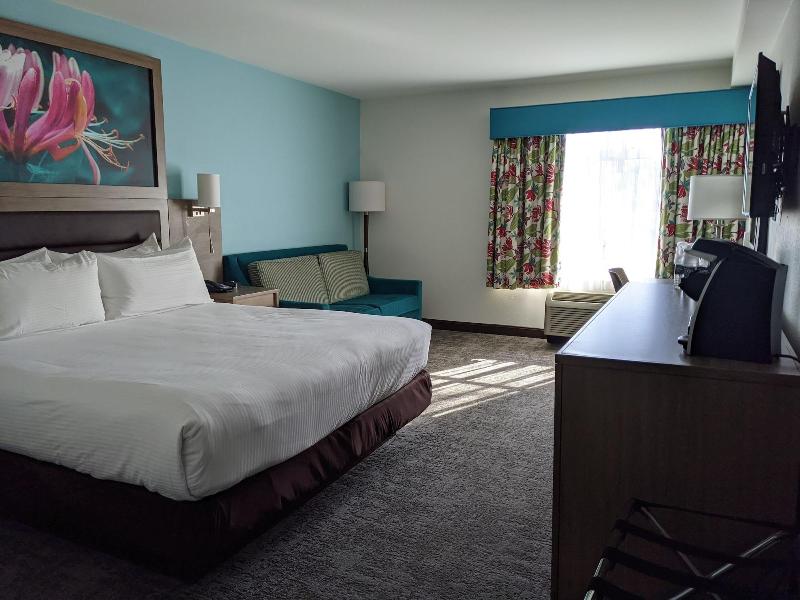 Rod 'N' Reel Resort image